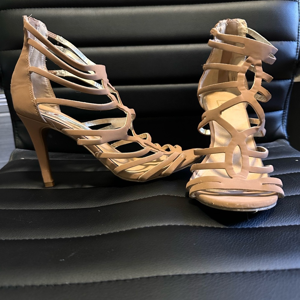 Elegant Tan Strappy Heels